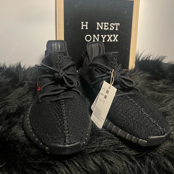 Adidas YEEZY Boost 350 V2 Bred - Picture 1 of 7